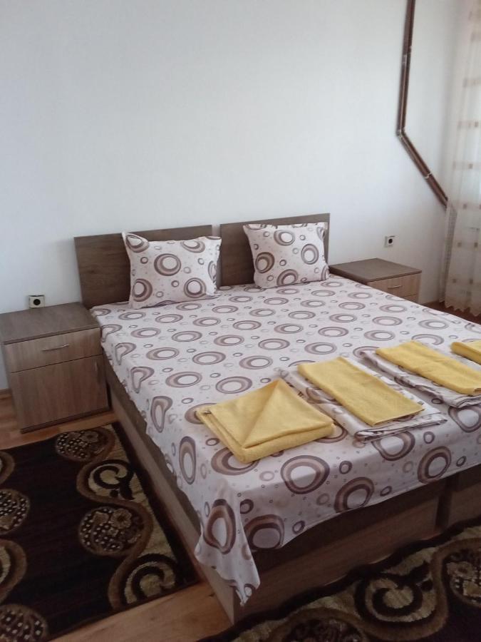 Guest house Petrovi Primorsko Extérieur photo