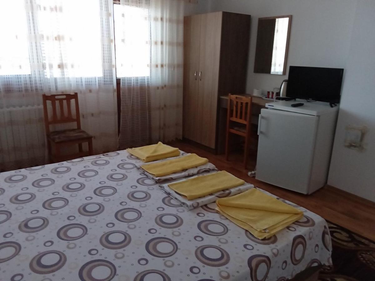 Guest house Petrovi Primorsko Extérieur photo